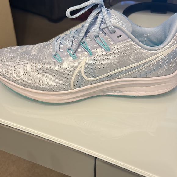 EUC Nike Air Zoom Pegasus 36 Running Shoe Grey/Hydrogen Blue - Picture 8 of 8